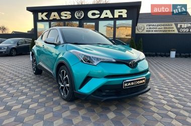 Позашляховик / Кросовер Toyota C-HR 2018 в Знам'янці
