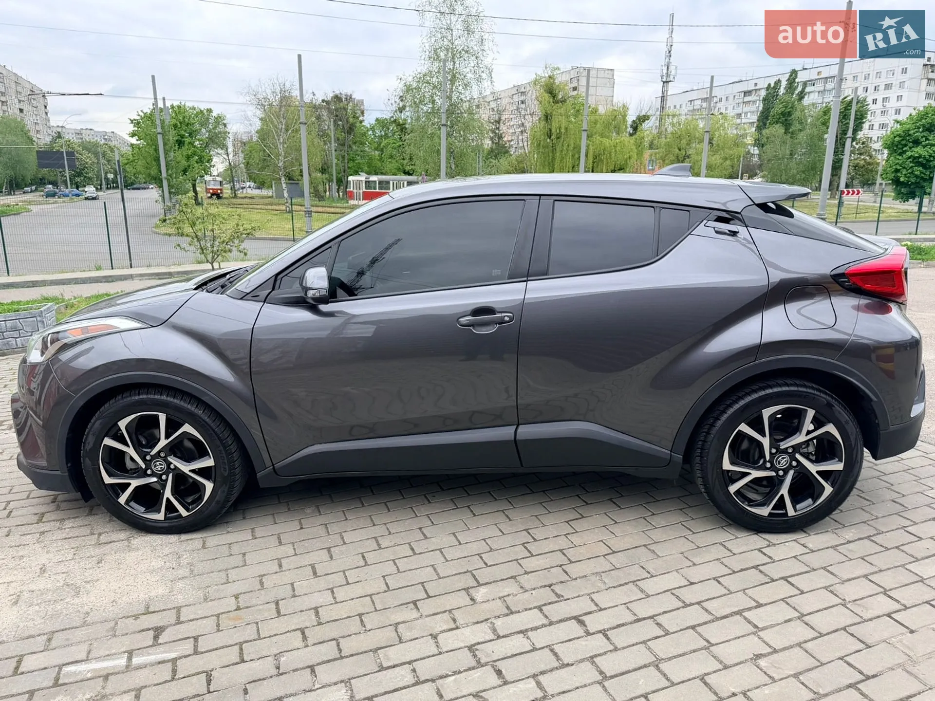 2019 Toyota C-HR - фото 1