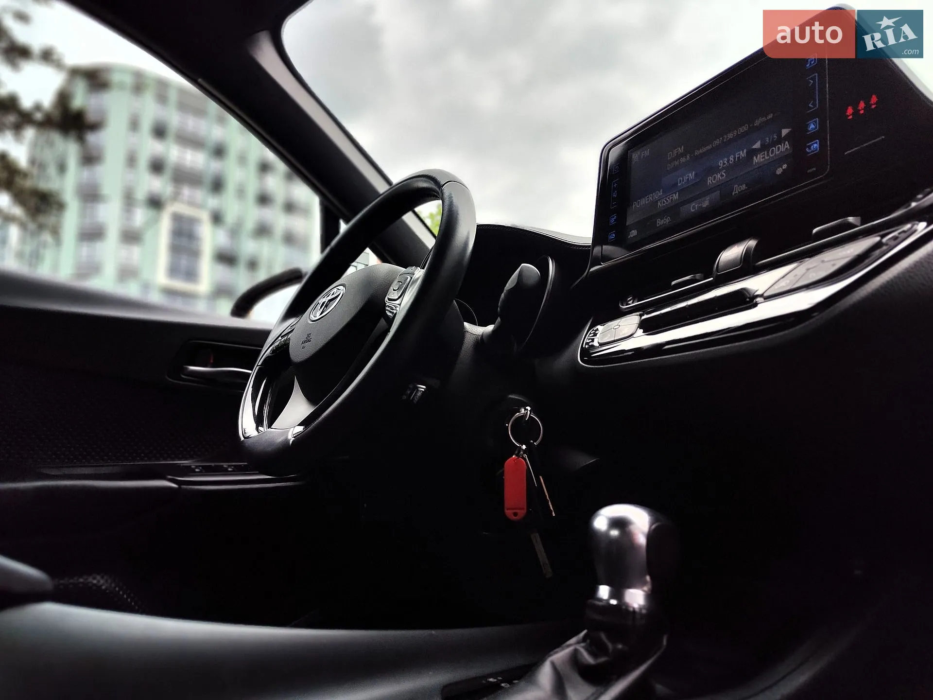2017 Toyota C-HR - мініатюра 52