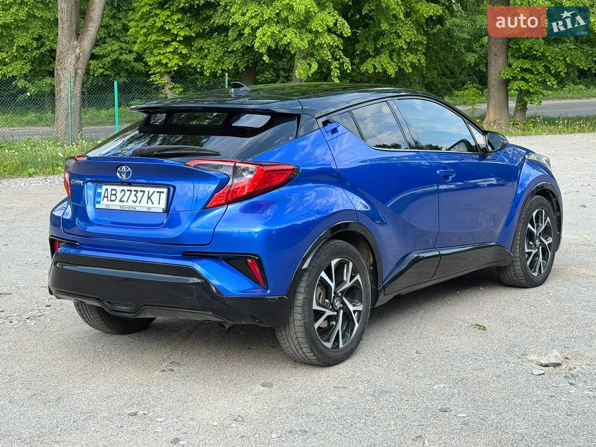 2017 Toyota C-HR - мініатюра 12