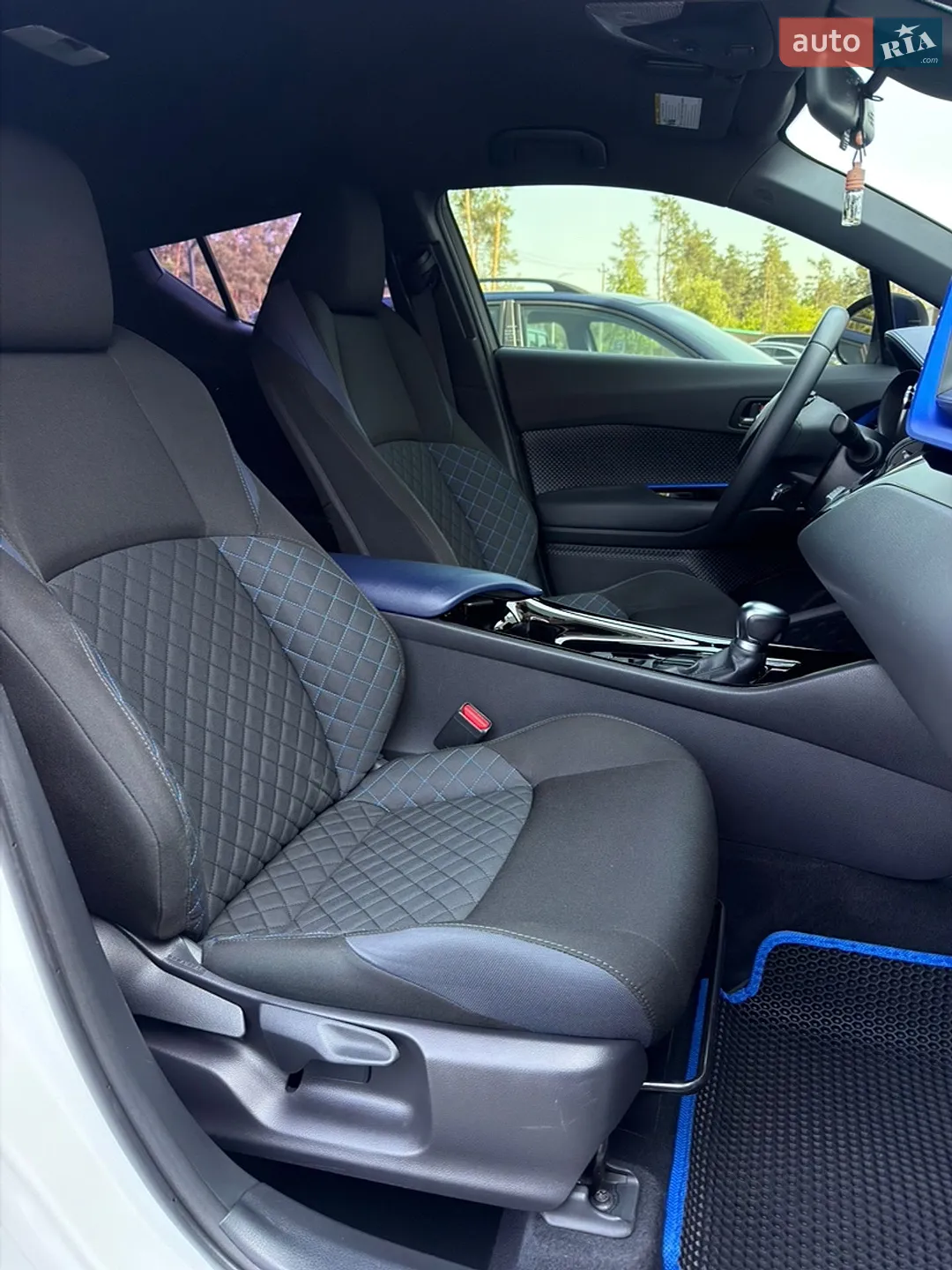 2020 Toyota C-HR - мініатюра 43