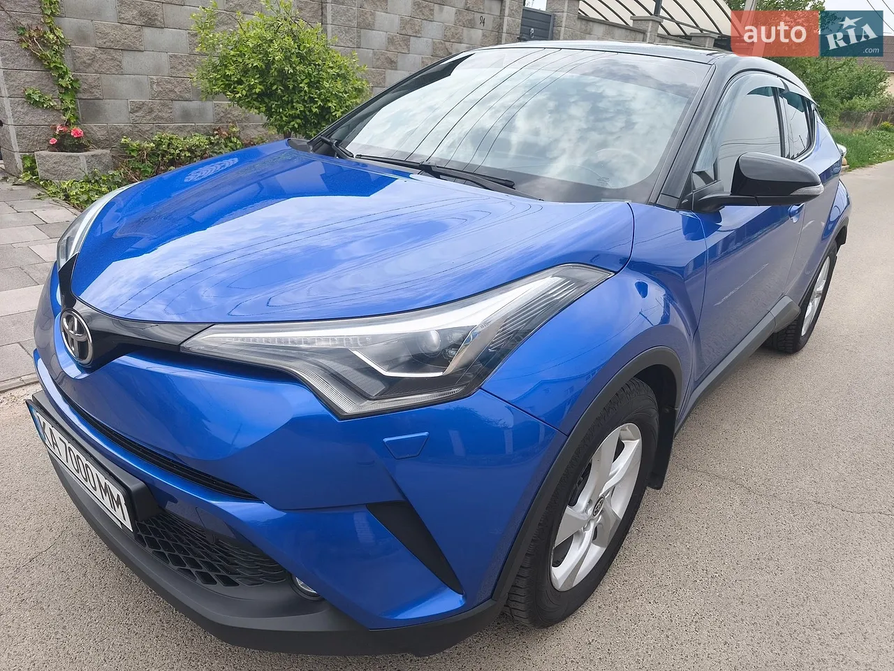 2017 Toyota C-HR - мініатюра 23