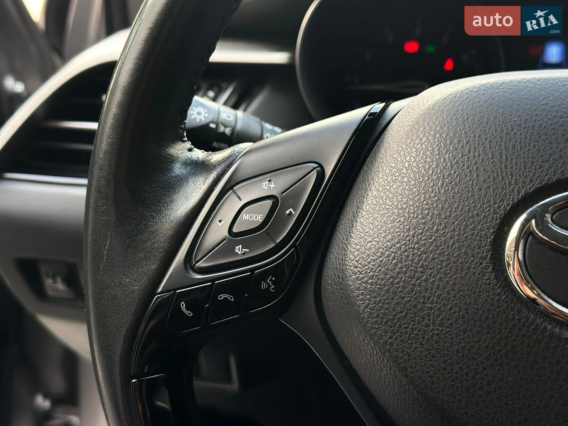 2021 Toyota C-HR - мініатюра 23