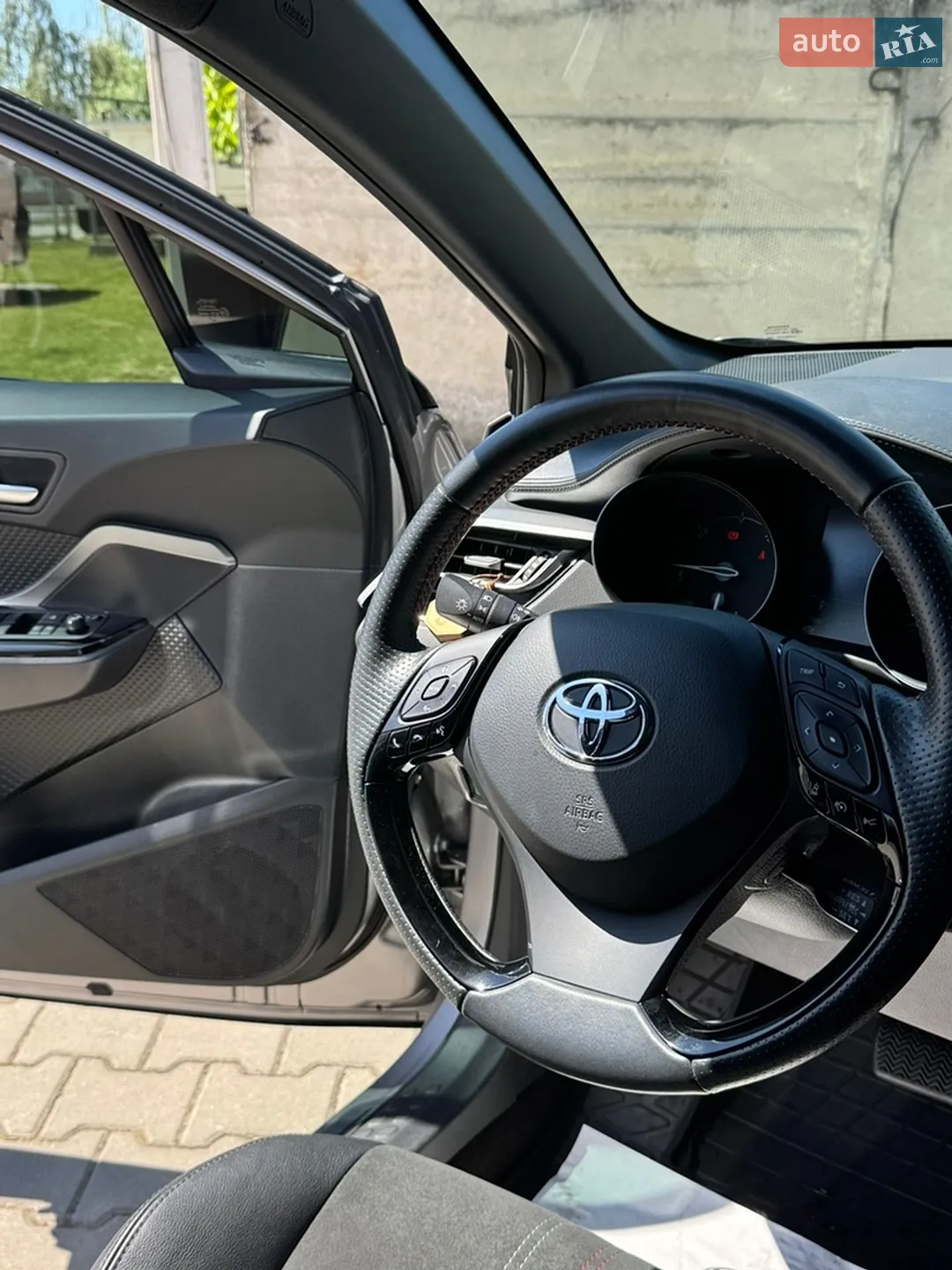 2021 Toyota C-HR - мініатюра 22