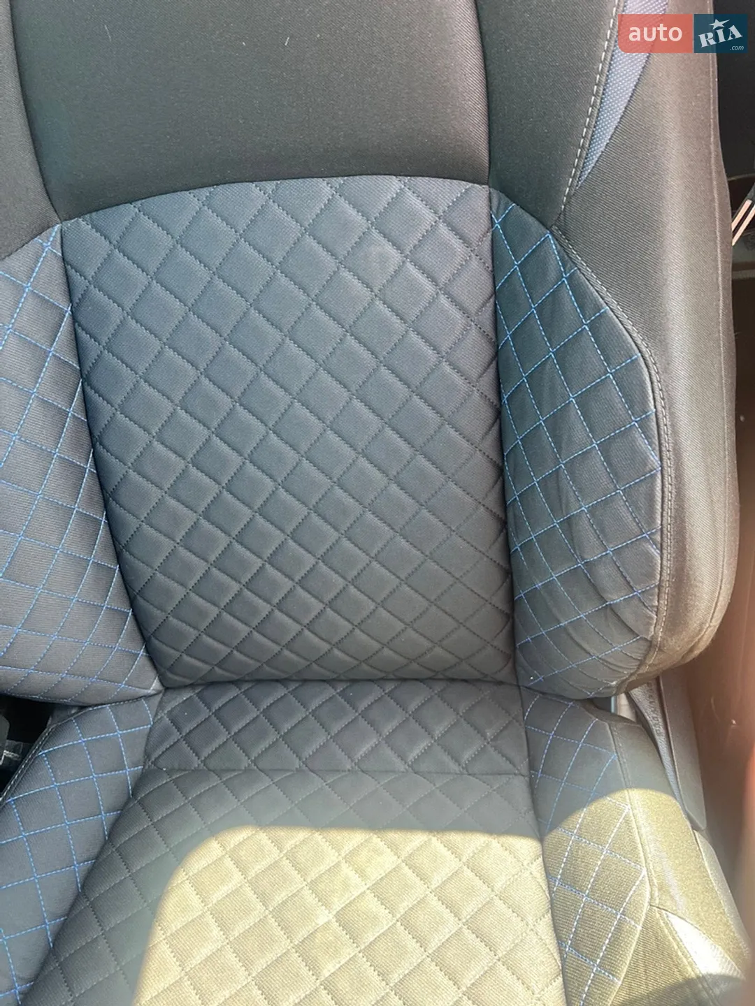 2021 Toyota C-HR - мініатюра 16