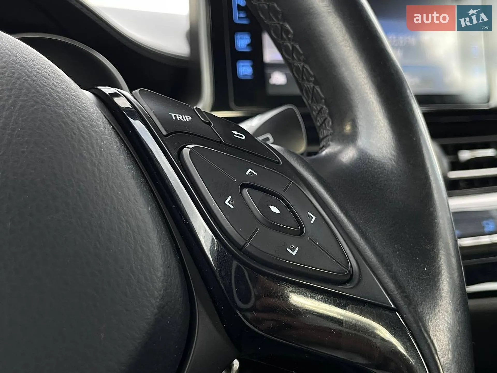 2018 Toyota C-HR - мініатюра 22