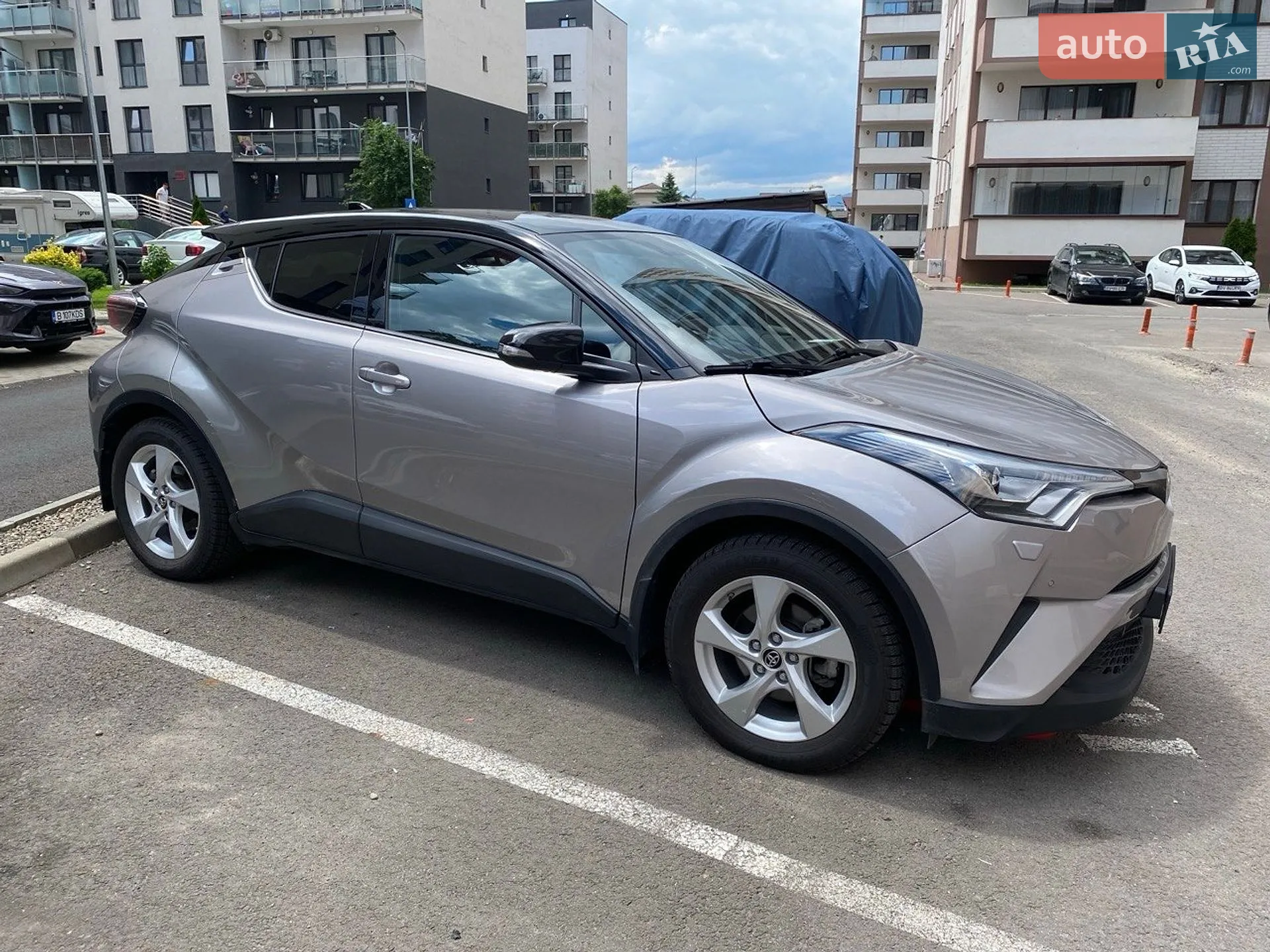 2017 Toyota C-HR - мініатюра 2