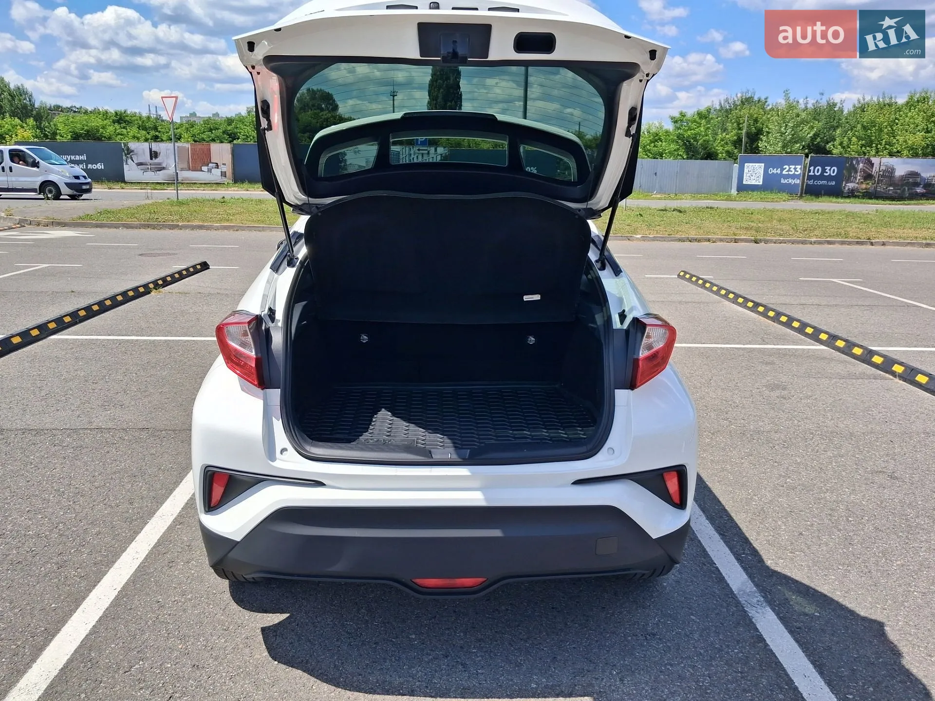 2018 Toyota C-HR - мініатюра 14