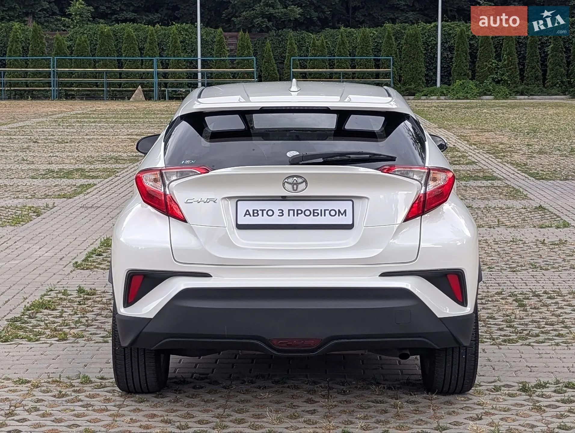2017 Toyota C-HR - мініатюра 11