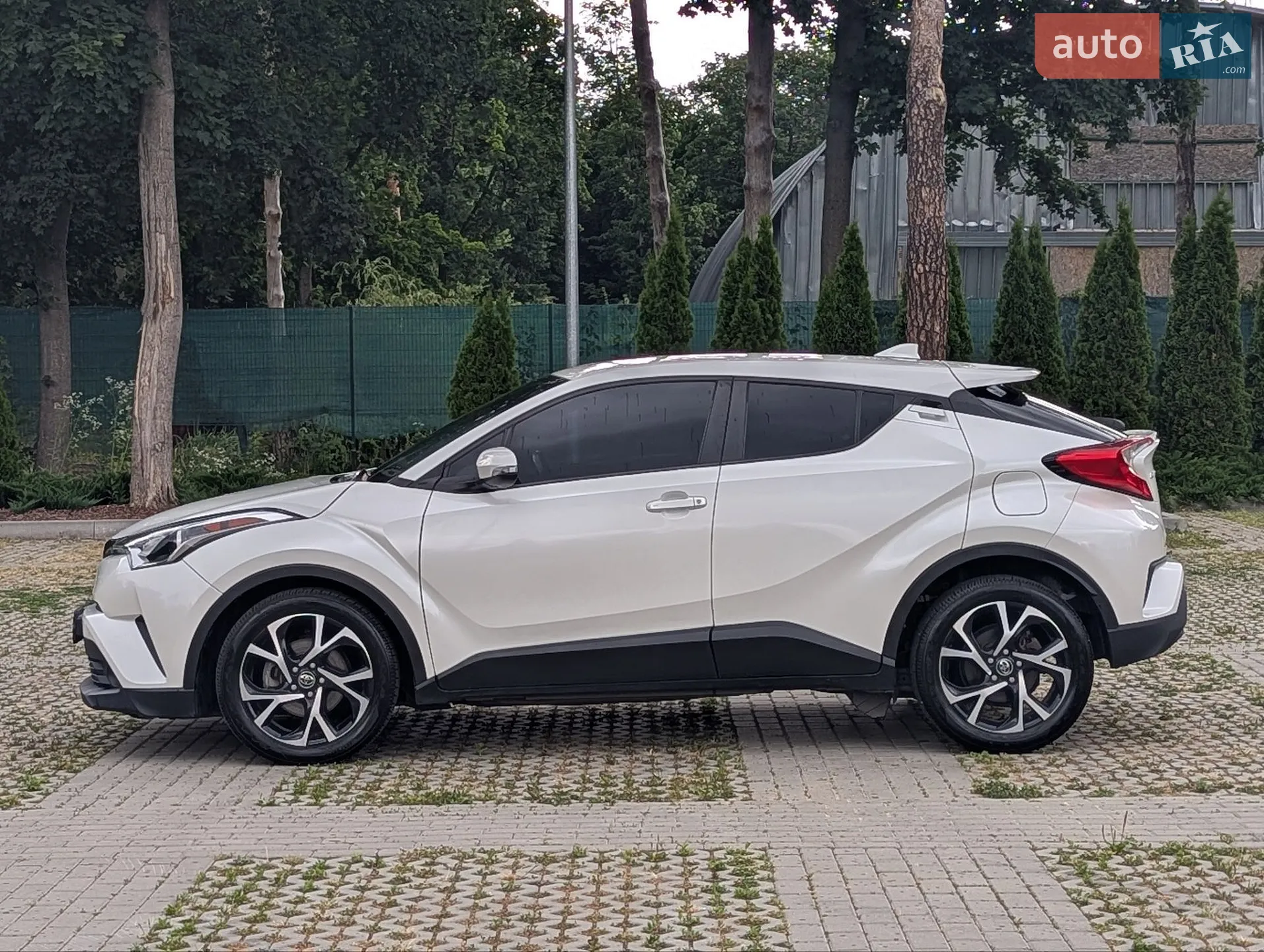 2017 Toyota C-HR - мініатюра 8