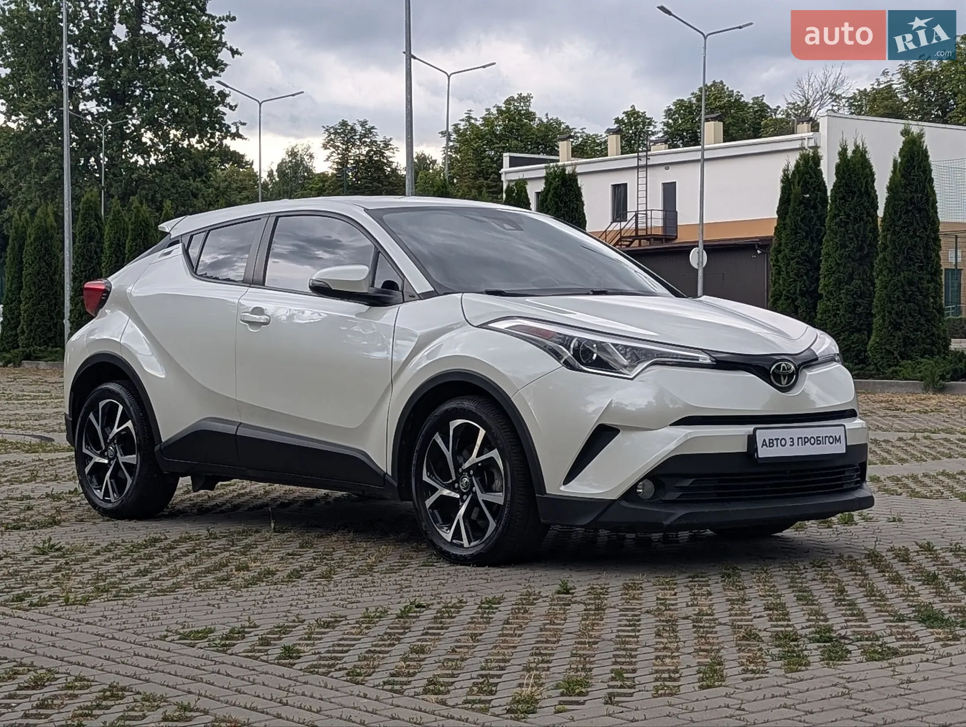 2017 Toyota C-HR - мініатюра 3