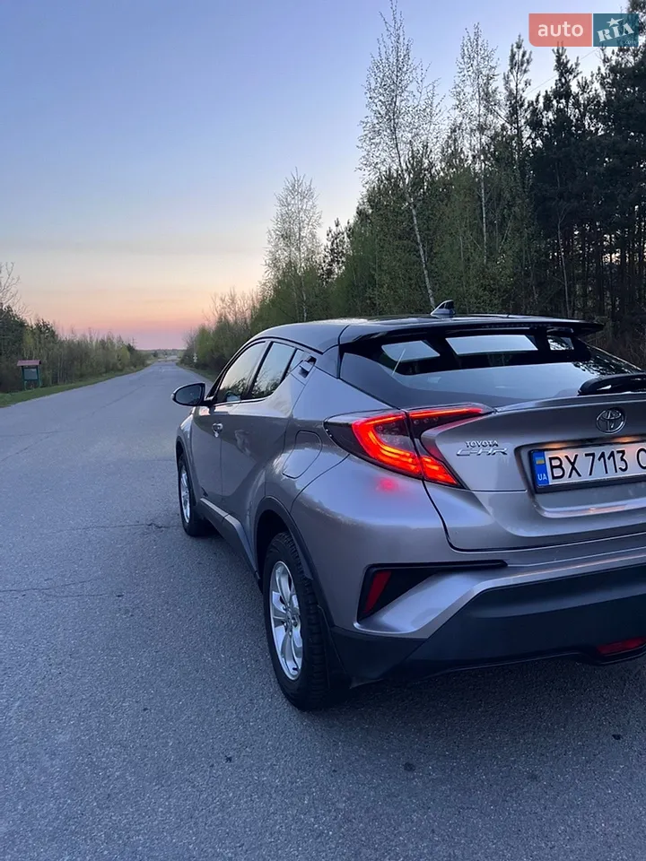 2017 Toyota C-HR - мініатюра 20