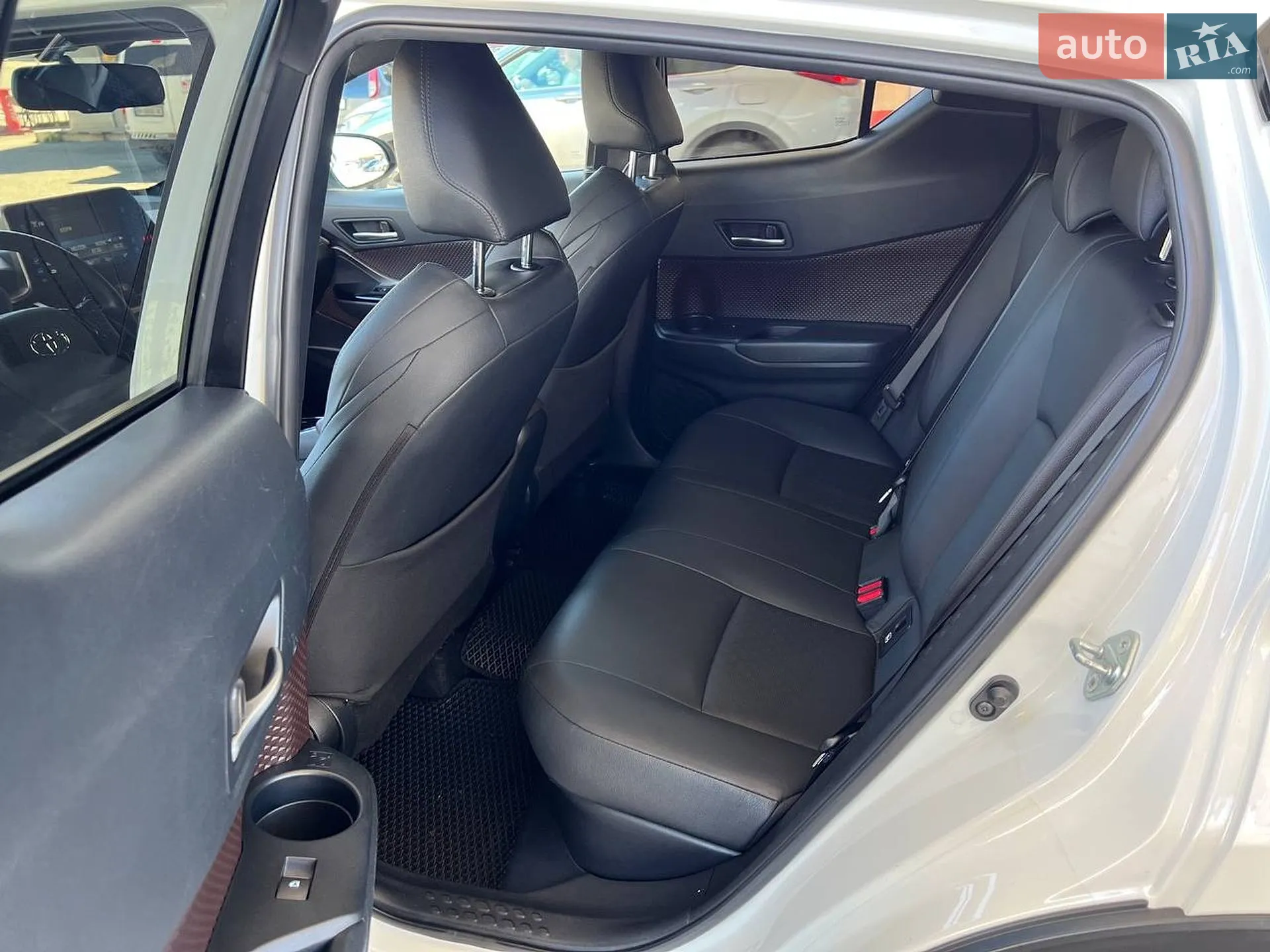 2018 Toyota C-HR - мініатюра 20
