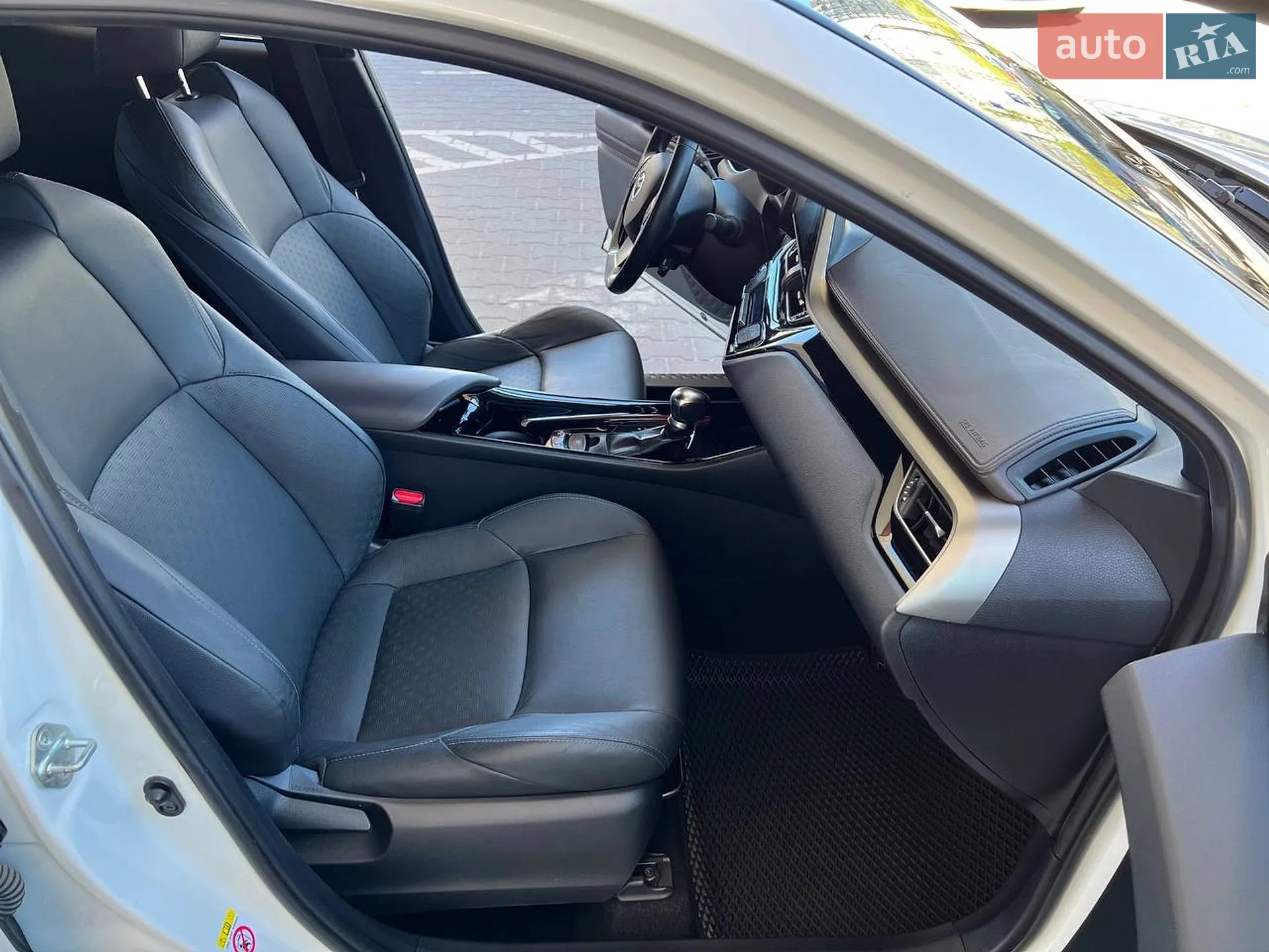 2018 Toyota C-HR - мініатюра 26