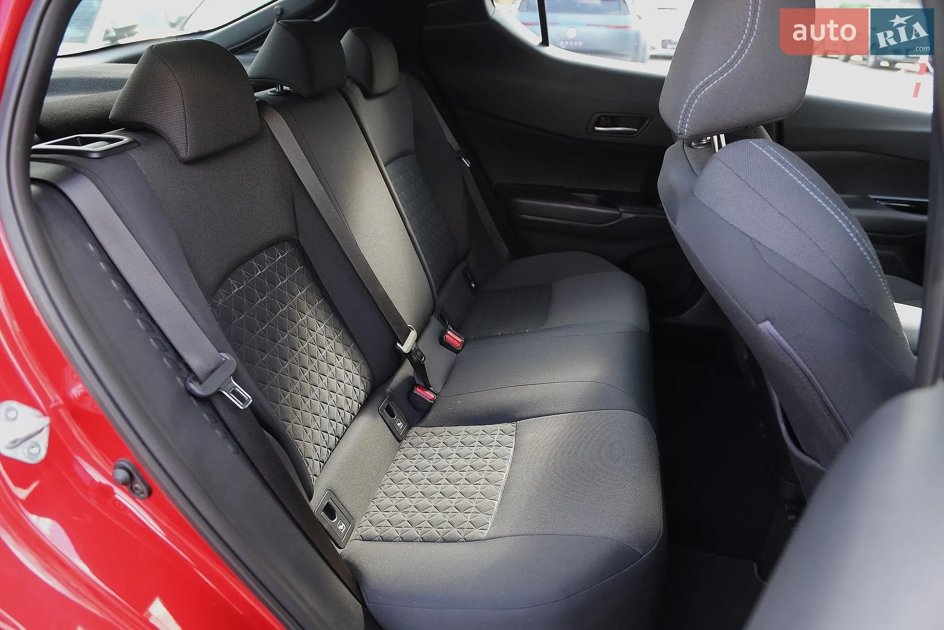 2020 Toyota C-HR - мініатюра 11