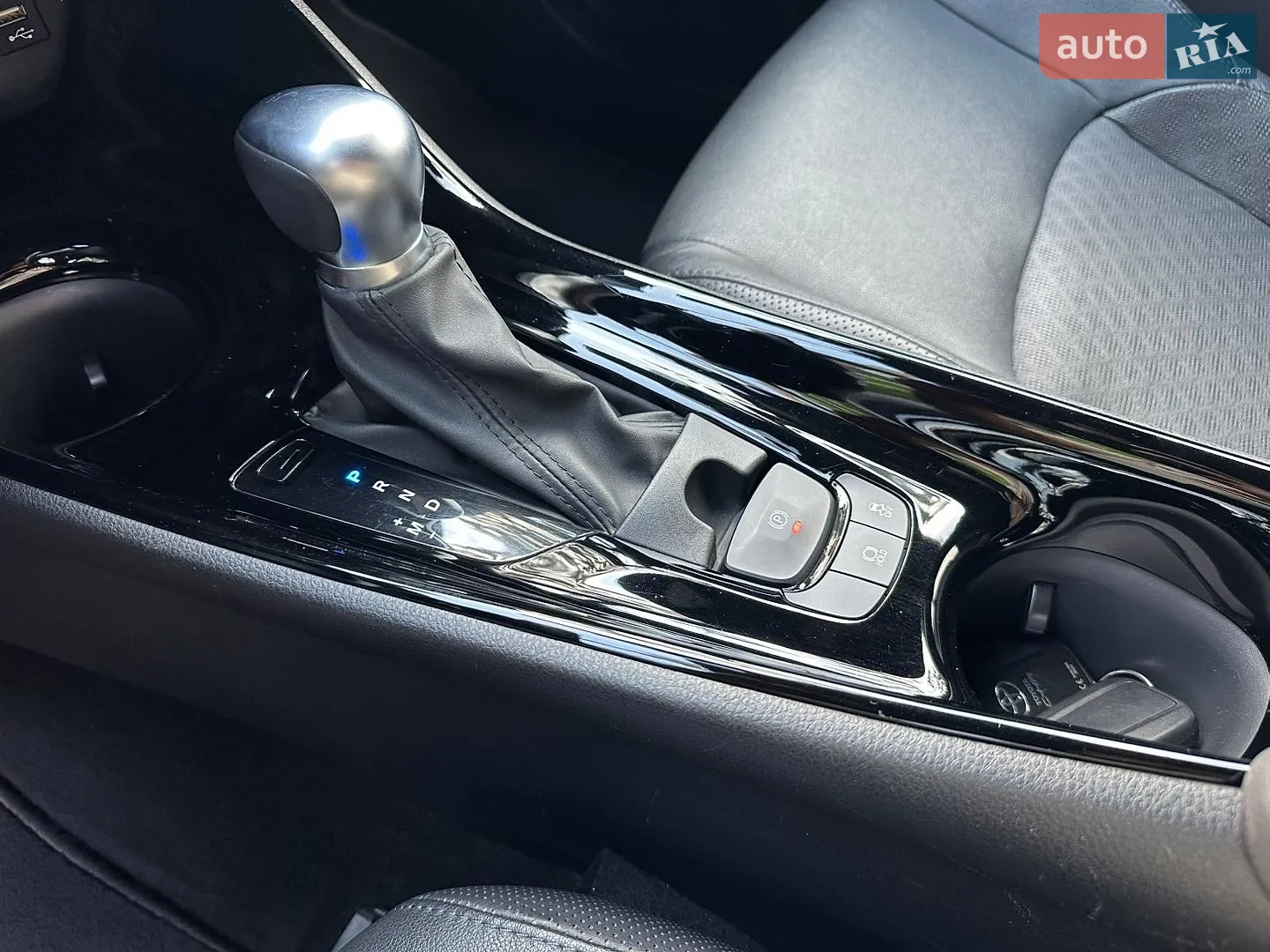 2019 Toyota C-HR - мініатюра 112