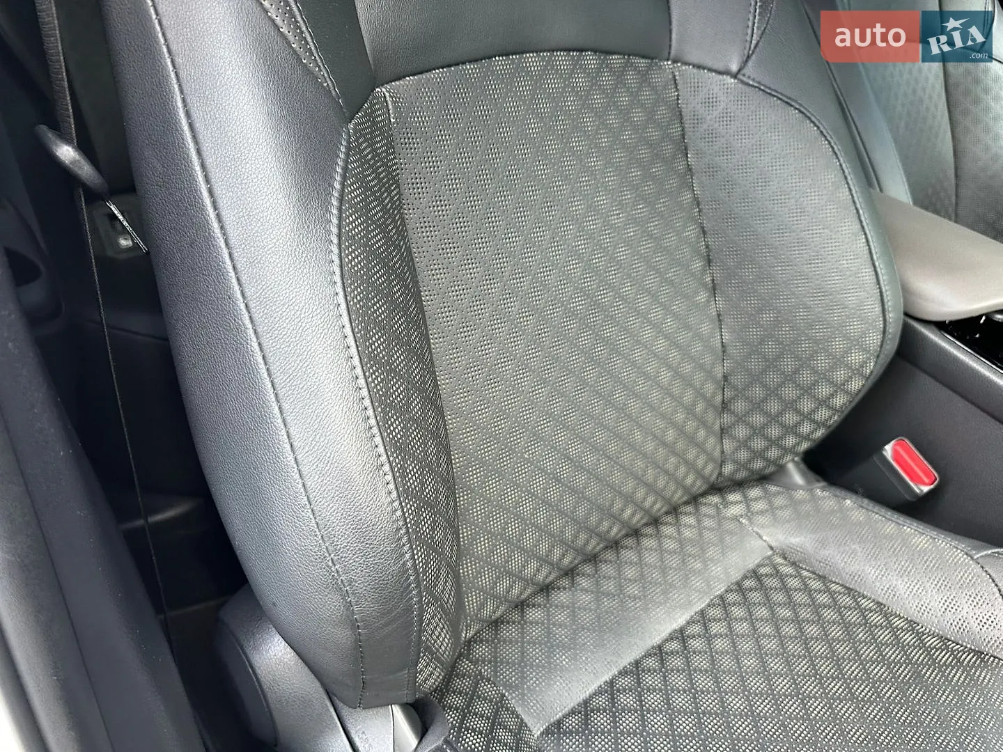 2019 Toyota C-HR - мініатюра 155
