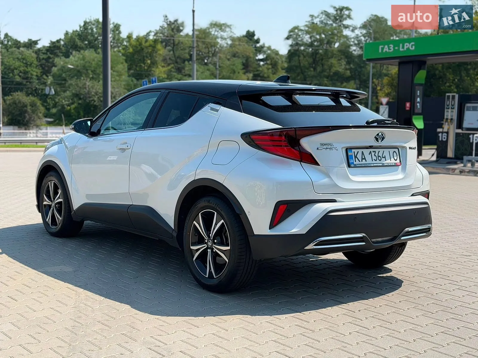 2022 Toyota C-HR - мініатюра 8