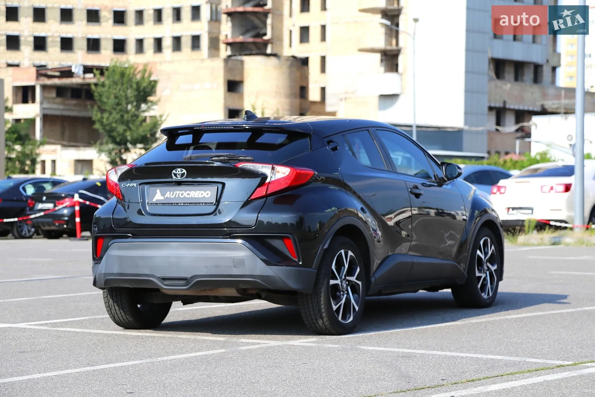 2017 Toyota C-HR - мініатюра 7