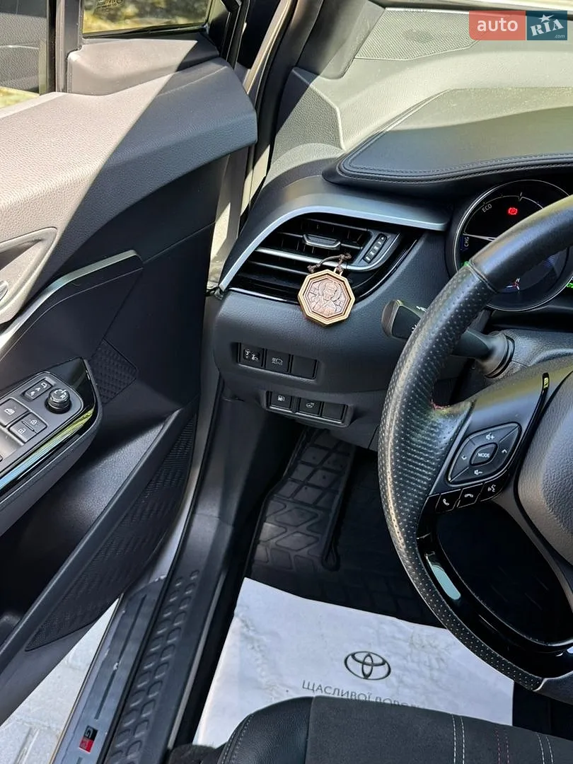 2021 Toyota C-HR - мініатюра 28