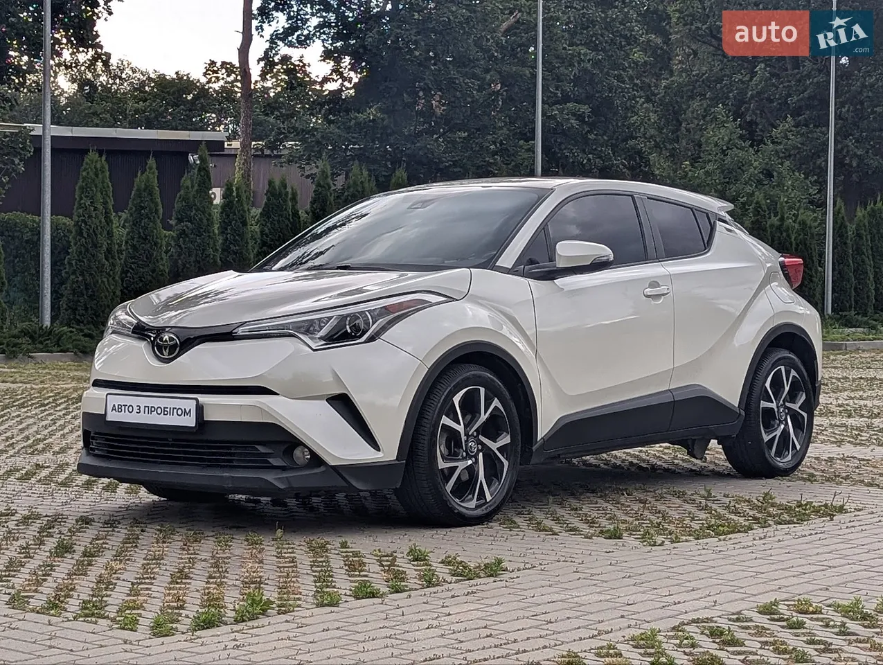 2017 Toyota C-HR - мініатюра 25