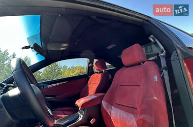 Купе Toyota Camry Solara 2004 в  фото 17 Купе Toyota Camry Solara 2004 в