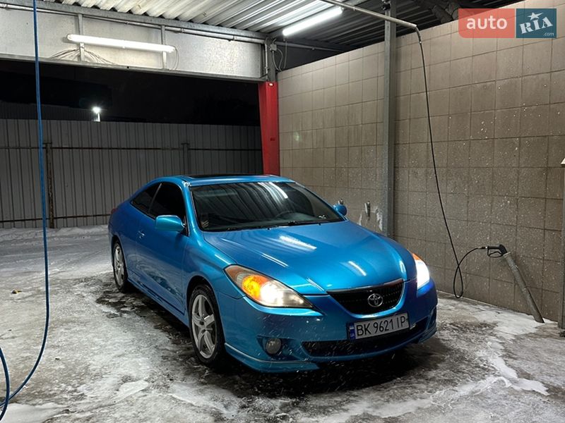 Toyota Camry Solara 2004