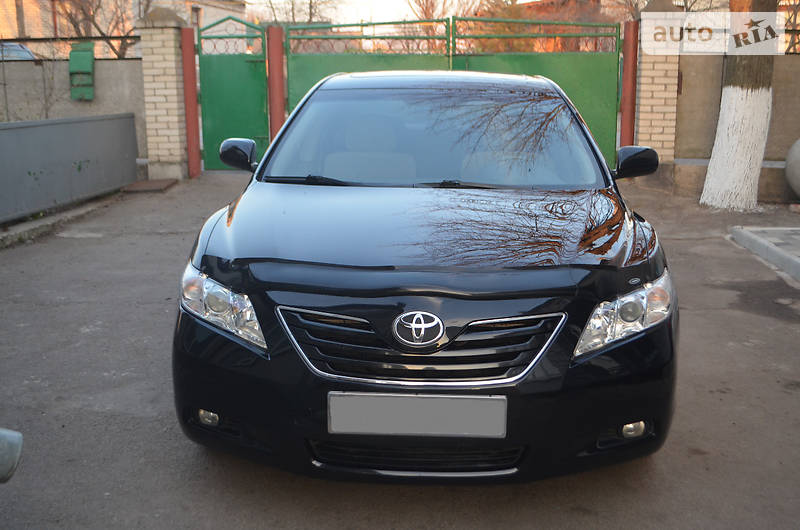 Седан Toyota Camry 2008 в Виннице