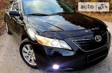 Седан Toyota Camry 2008 в Киеве