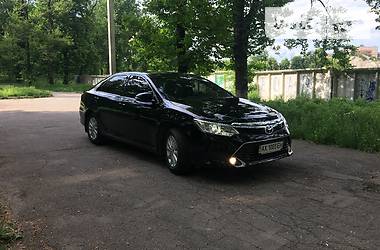 Седан Toyota Camry 2016 в Харькове