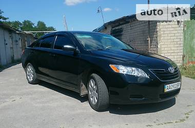 Седан Toyota Camry 2007 в Херсоне