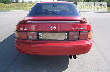 Седан Toyota Camry 1995 в Чернигове