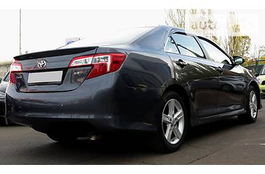 Седан Toyota Camry 2013 в Одессе