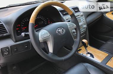 Седан Toyota Camry 2007 в Кривом Роге