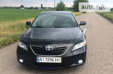 Седан Toyota Camry 2006 в Ирпене