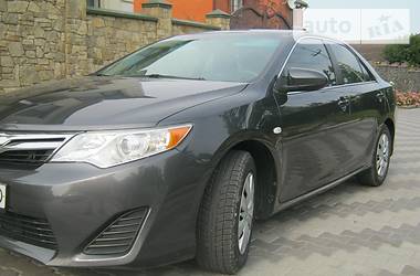 Седан Toyota Camry 2014 в Хмельницькому