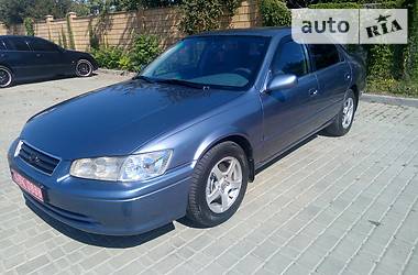 Седан Toyota Camry 2000 в Одессе