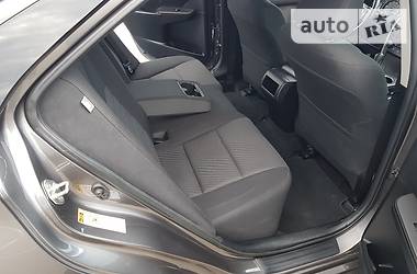 Седан Toyota Camry 2015 в 