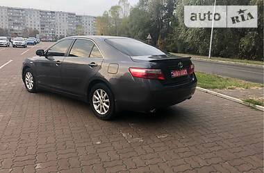 Седан Toyota Camry 2007 в Сумах