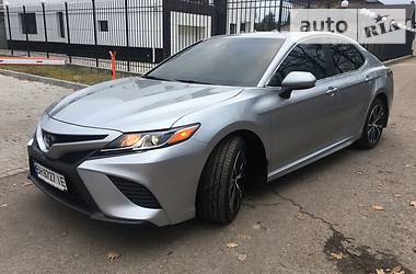 Седан Toyota Camry 2018 в Одессе