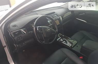 Седан Toyota Camry 2015 в Чернигове