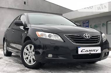 Седан Toyota Camry 2007 в Киеве