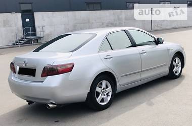 Седан Toyota Camry 2008 в Києві