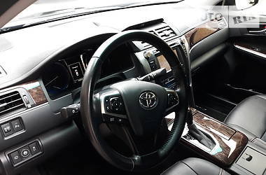 Седан Toyota Camry 2017 в 