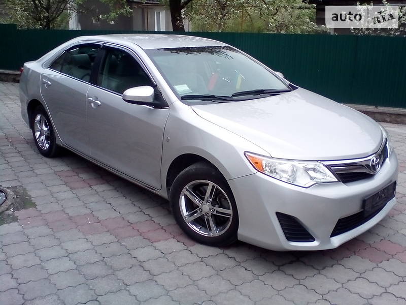 Седан Toyota Camry 2011 в 