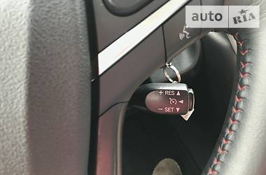 Седан Toyota Camry 2015 в 