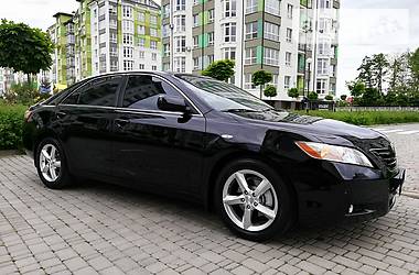 Седан Toyota Camry 2008 в Ивано-Франковске