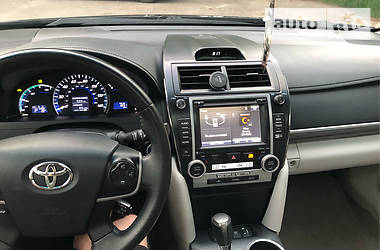 Седан Toyota Camry 2014 в 