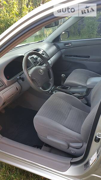 Седан Toyota Camry 2005 в Камне-Каширском