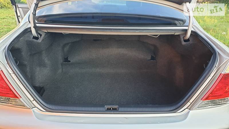 Седан Toyota Camry 2005 в Камне-Каширском
